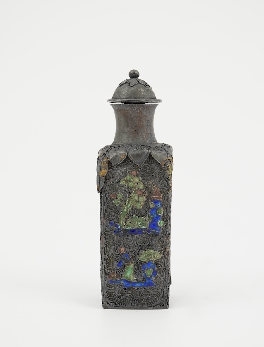 A Chinese silver filigree work and enamel scent bottle, by Wongshing, three carved peach stones, and a kernel and turquoise bead necklace, late 19/early 20th century